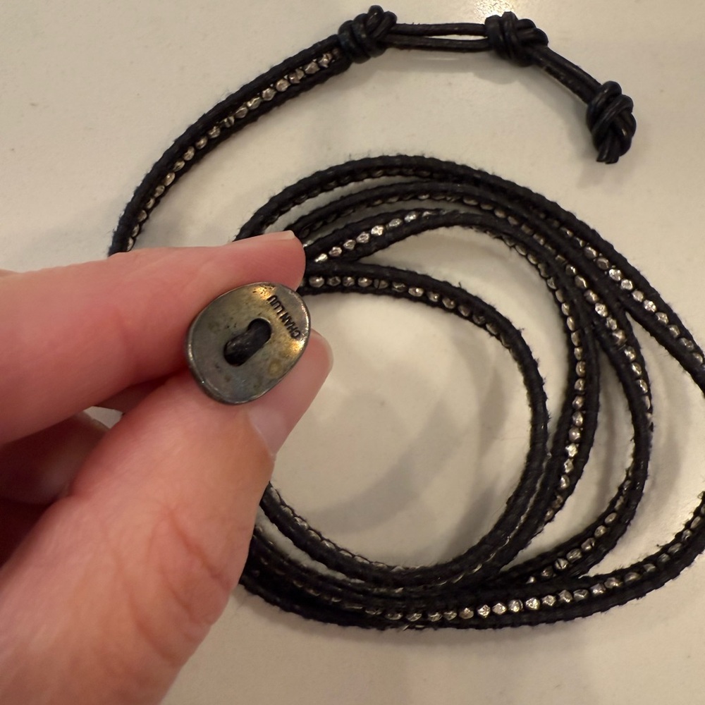 Chan Luu Sterling Silver Wrap Bracelet on Natural Black Leather - Picture 3 of 6